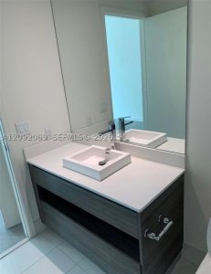 Comprar apartamento no 1100 Millecento 3705