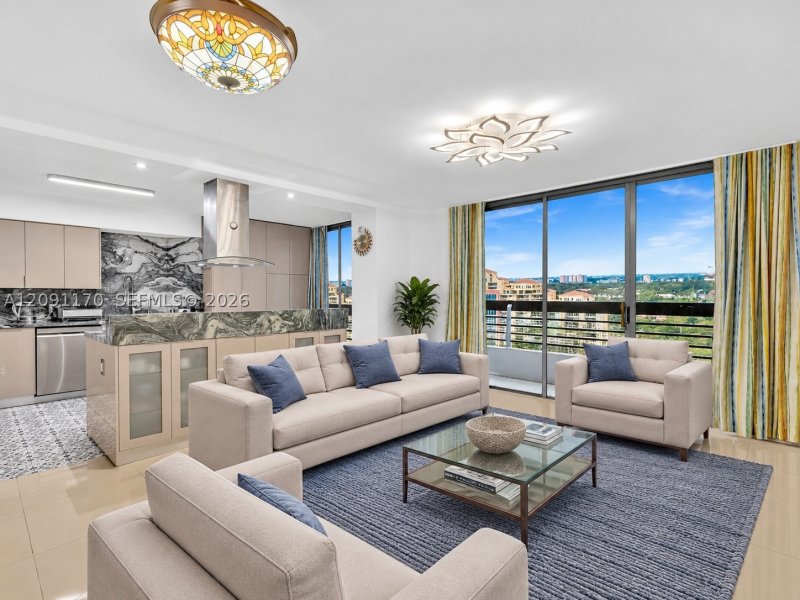 Comprar apartamento en Mystic Pointe 500 2002