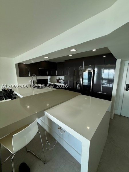 Condo for sale at Burleigh House 814
