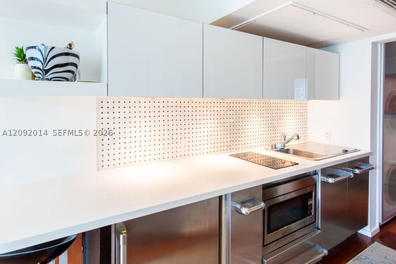 Condo for sale at The Fontana 209