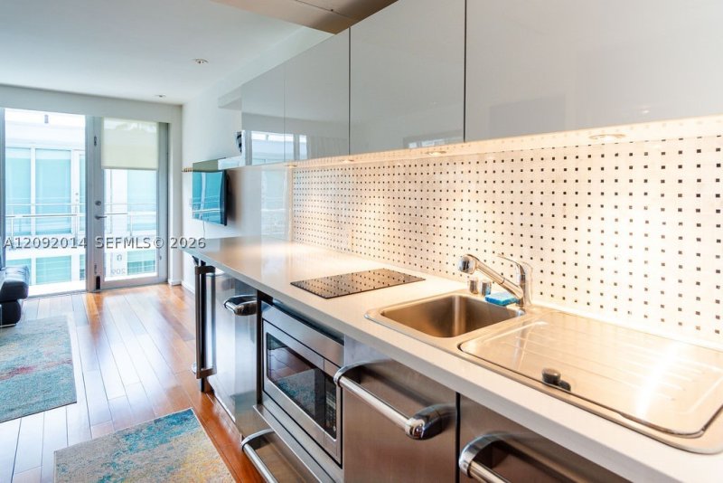 Condo for sale at The Fontana 209