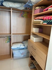 Aluguel de apartamento no Bay House 3003