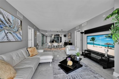 Aluguel de apartamento no Beach Club Three 1408