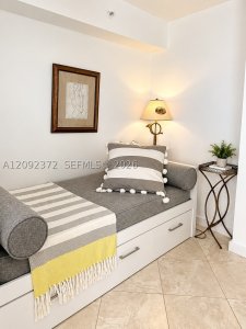 Aluguel de apartamento no Carlisle On The Ocean 1106