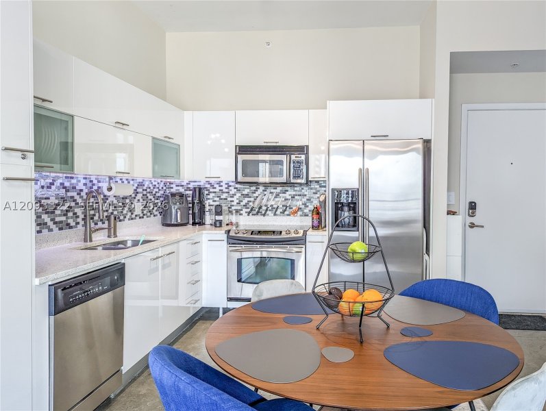 Property photo # 4