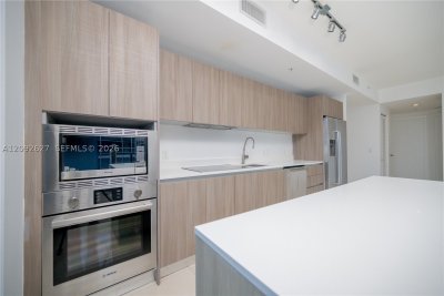 Comprar apartamento no Cassa Brickell 701