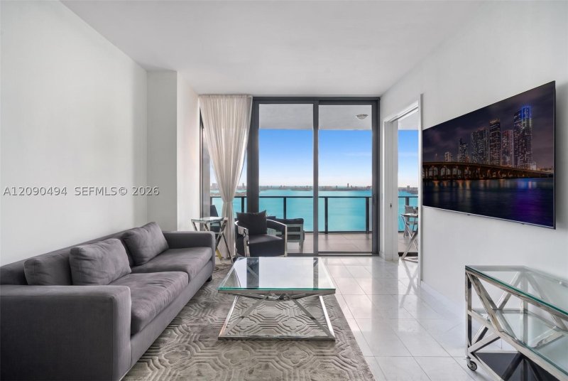 Condo for sale at Gran Paraiso 2904