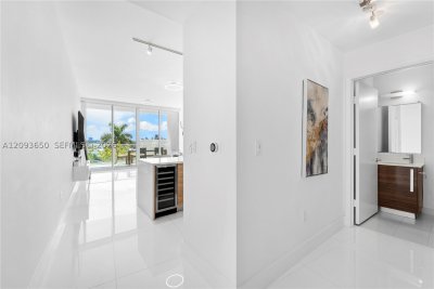 Aluguel de apartamento no Paramount Bay 608