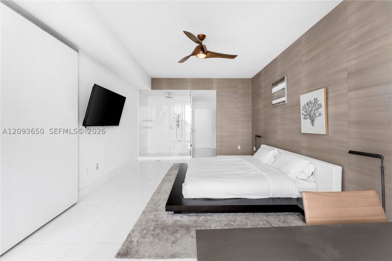 Apartment for rent at Paramount Bay 608