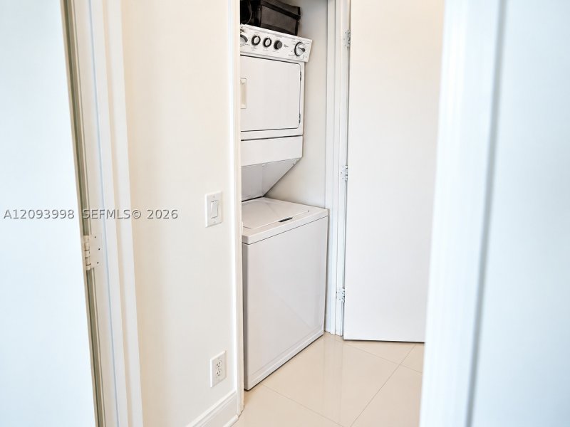 Comprar apartamento no Infinity on Brickell 2409