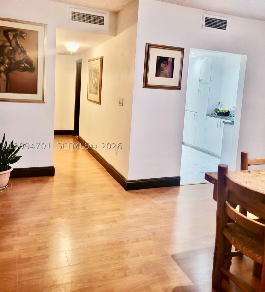 Condo for sale at Arlen House 1923