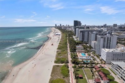 Comprar apartamento no Royal Club Condo 1502
