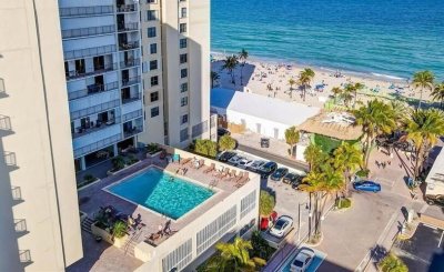 Comprar apartamento en Crystal Tower 809
