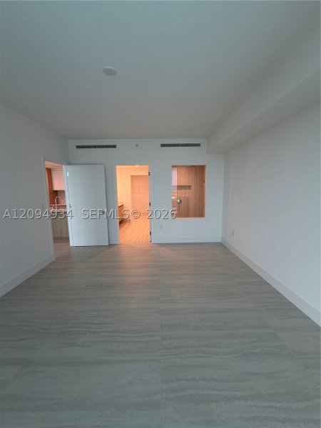 Aluguel de apartamento no One Park Tower by Turnberry 2408