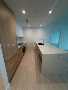 One Park Tower by Turnberry Apt #2408