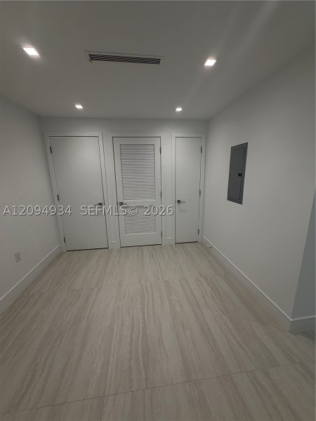 Aluguel de apartamento no One Park Tower by Turnberry 2408