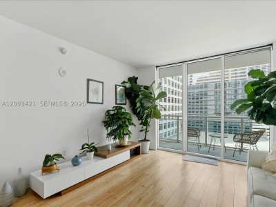 Comprar apartamento en The Plaza Tower I 1208