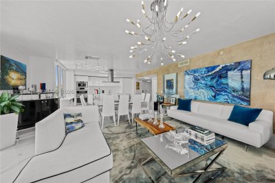 Alquiler de apartamento en Parque Towers at St. Tropez 5-2302