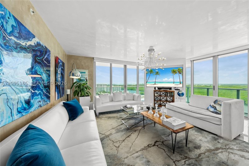 Alquiler de apartamento en Parque Towers at St. Tropez 5-2302