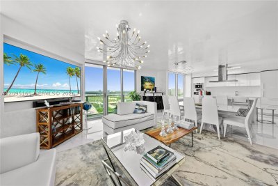 Alquiler de apartamento en Parque Towers at St. Tropez 5-2302