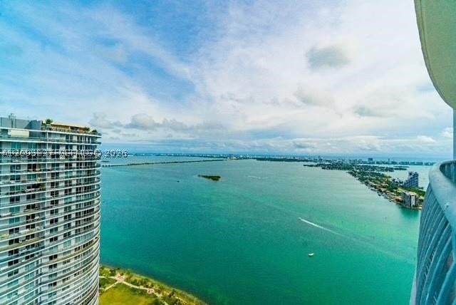 Comprar apartamento en Opera Tower 5505