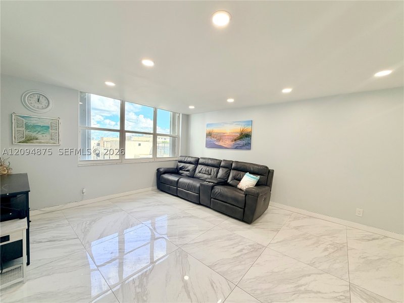 Alquiler de apartamento en Valencia at Quadomain 605