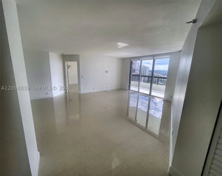 Apartment for rent at Mystic Pointe 400 3002