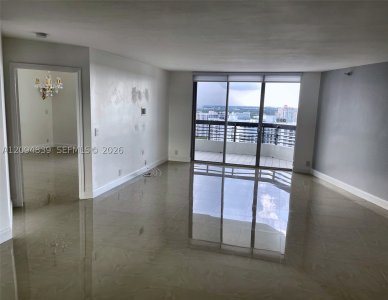 Alquiler de apartamento en Mystic Pointe 400 3002