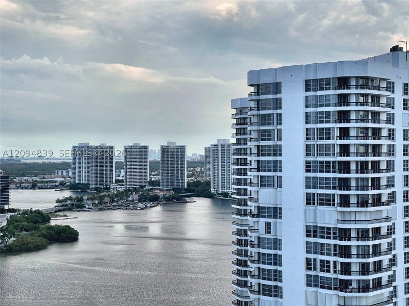 Apartment for rent at Mystic Pointe 400 3002