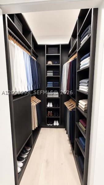 Comprar apartamento no Brickell on the River North 4118