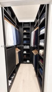 Comprar apartamento no Brickell on the River North 4118