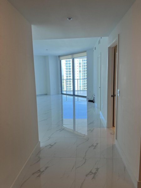 Alquiler de apartamento en Marina Palms Yacht Club 1903