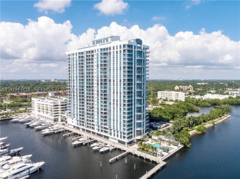 Alquiler de apartamento en Marina Palms Yacht Club 703
