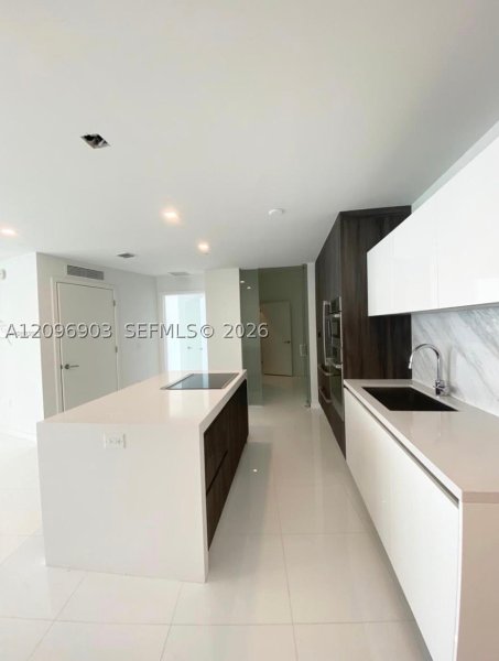 Apartment for rent at Paramount Miami WorldCenter 3609