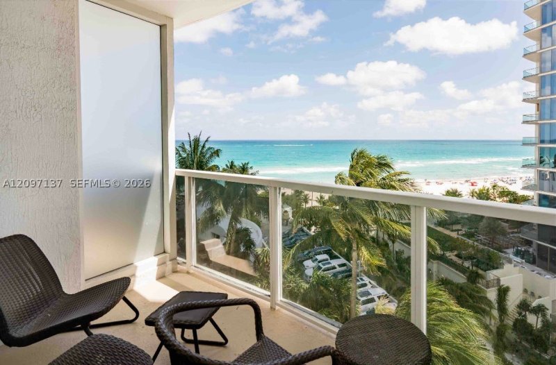 Condo for sale at Trump International Sonesta Beach Resort 512