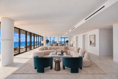 Comprar apartamento en 2000 Ocean PH-2
