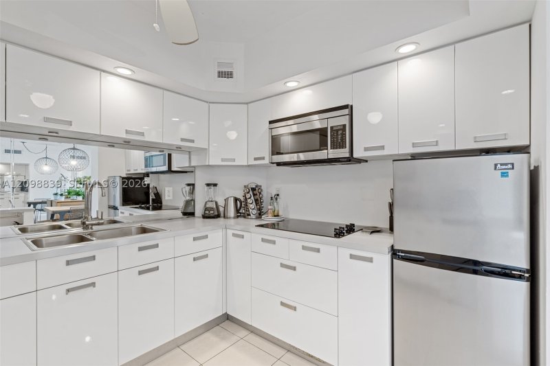 Aluguel de apartamento no Arlen House 1710