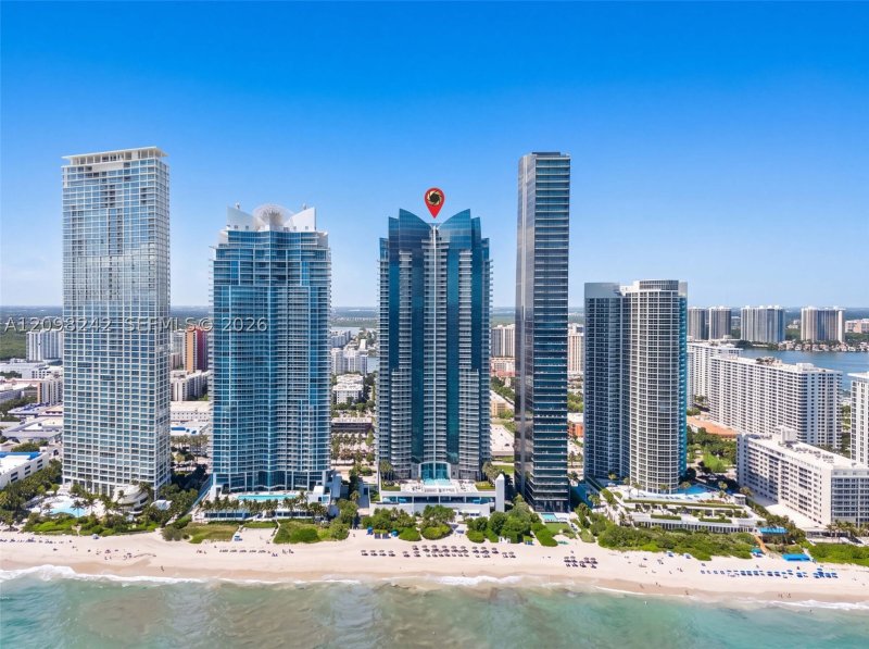 Comprar apartamento en Jade Ocean 803