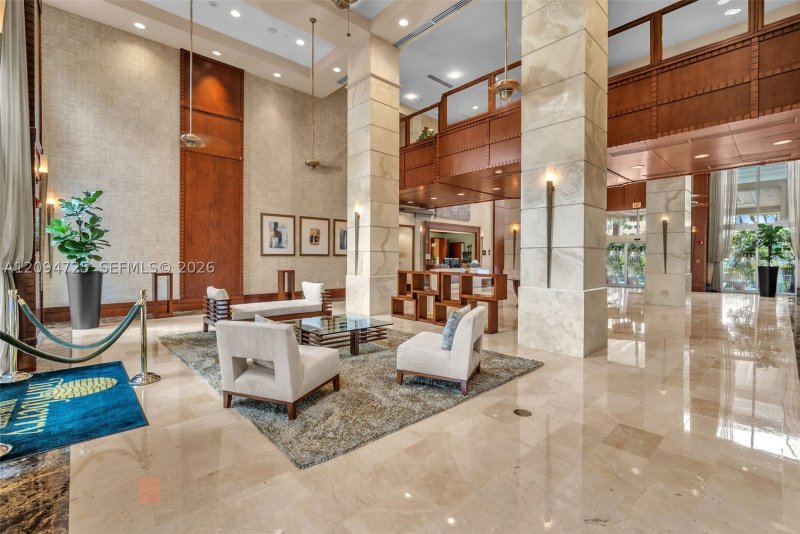Comprar apartamento en Turnberry On The Green 506