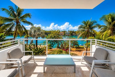 Alquiler de apartamento en 5600 Collins 4P