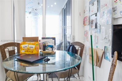 Comprar apartamento no Courvoisier Courts 2309
