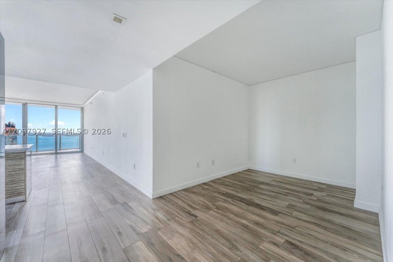 Condo for sale at Icon Bay 3301