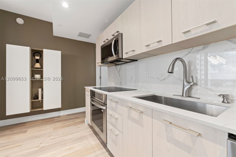 Alquiler de apartamento en Brickell Heights East 1708