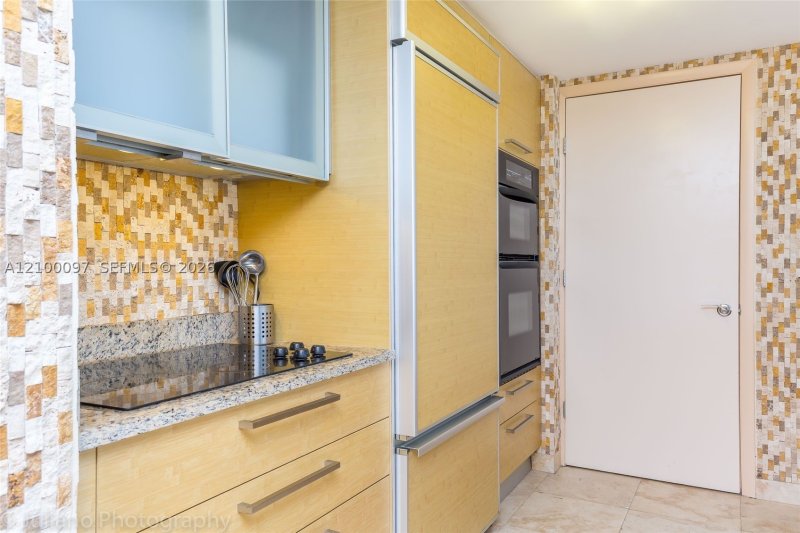 Aluguel de apartamento no Beach Club Two 1107
