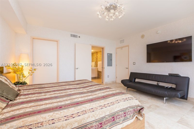 Aluguel de apartamento no Beach Club Two 1107