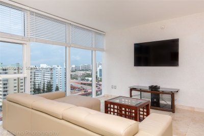 Aluguel de apartamento no Beach Club Two 1107