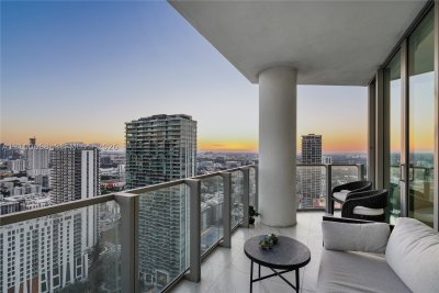 Aluguel de apartamento no Biscayne Beach 3509