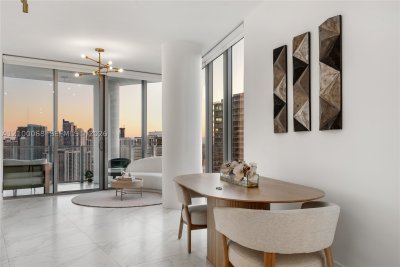 Aluguel de apartamento no Biscayne Beach 3509