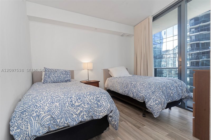 Condo for sale at SLS Lux Brickell 3604