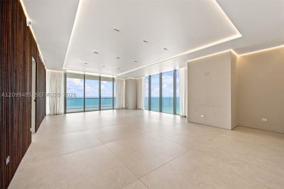 Aluguel de apartamento no Turnberry Ocean Club 1404